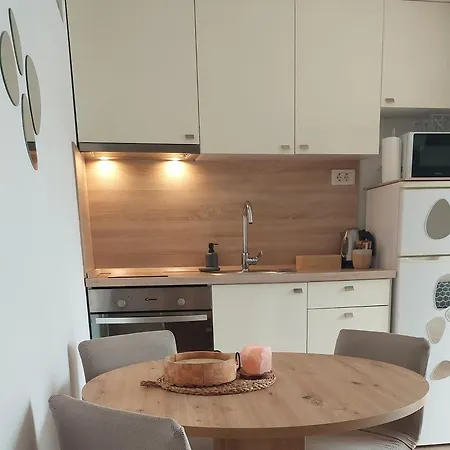 Amber Apartman